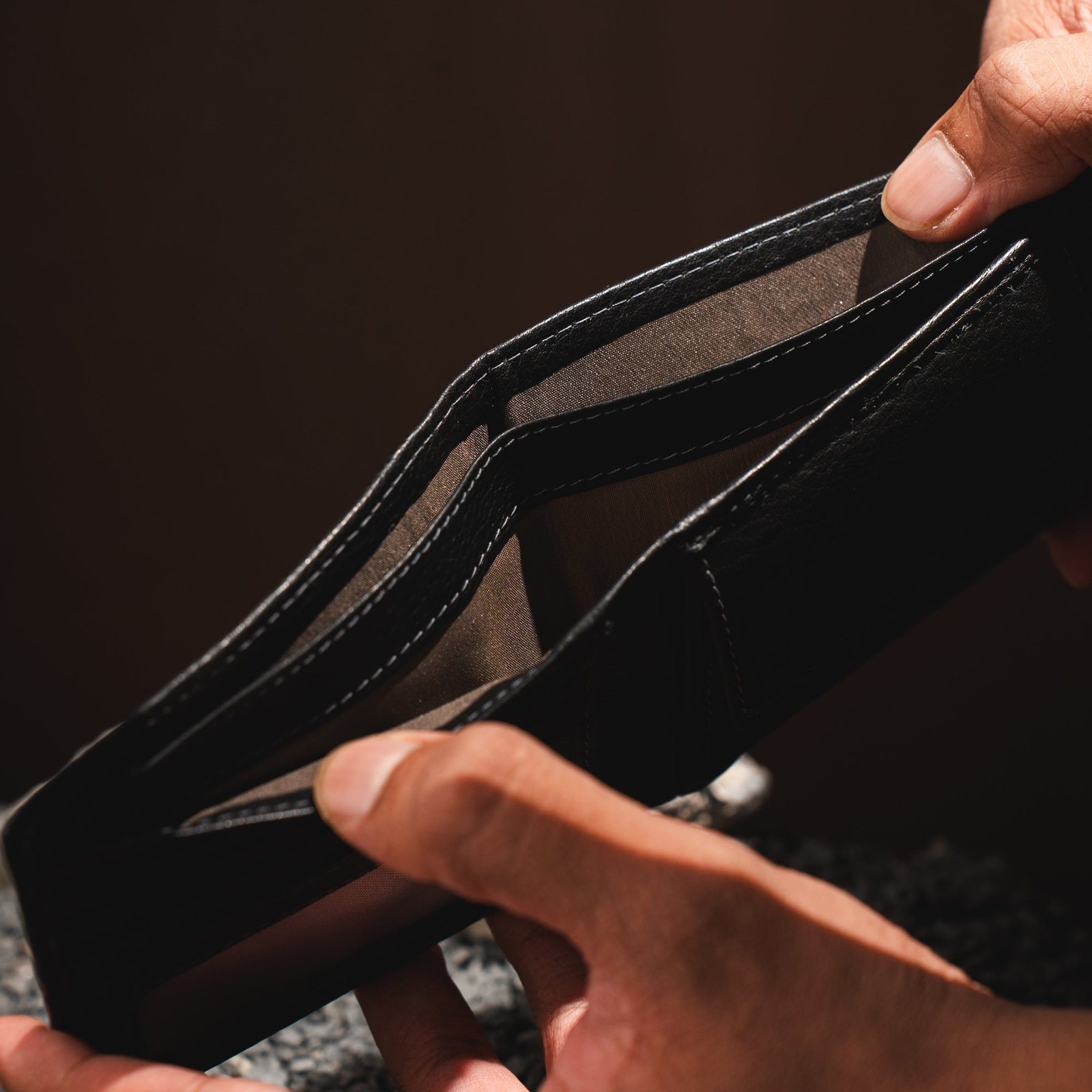 IndiFash Stan Leather Wallet for Men - Green 4