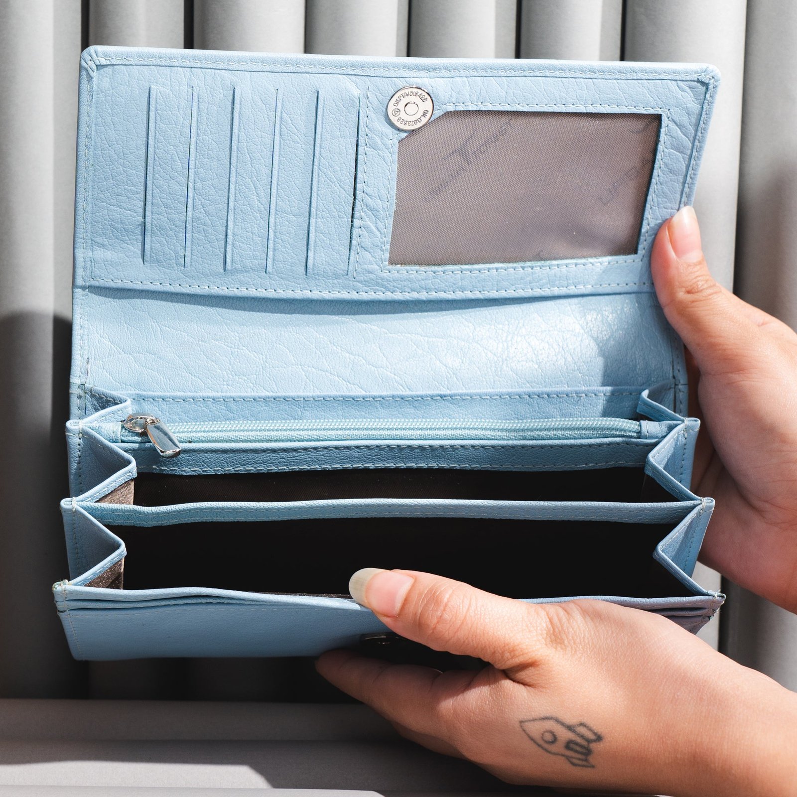 IndiFash Natalie Leather Wallet for Women - Cognac 2