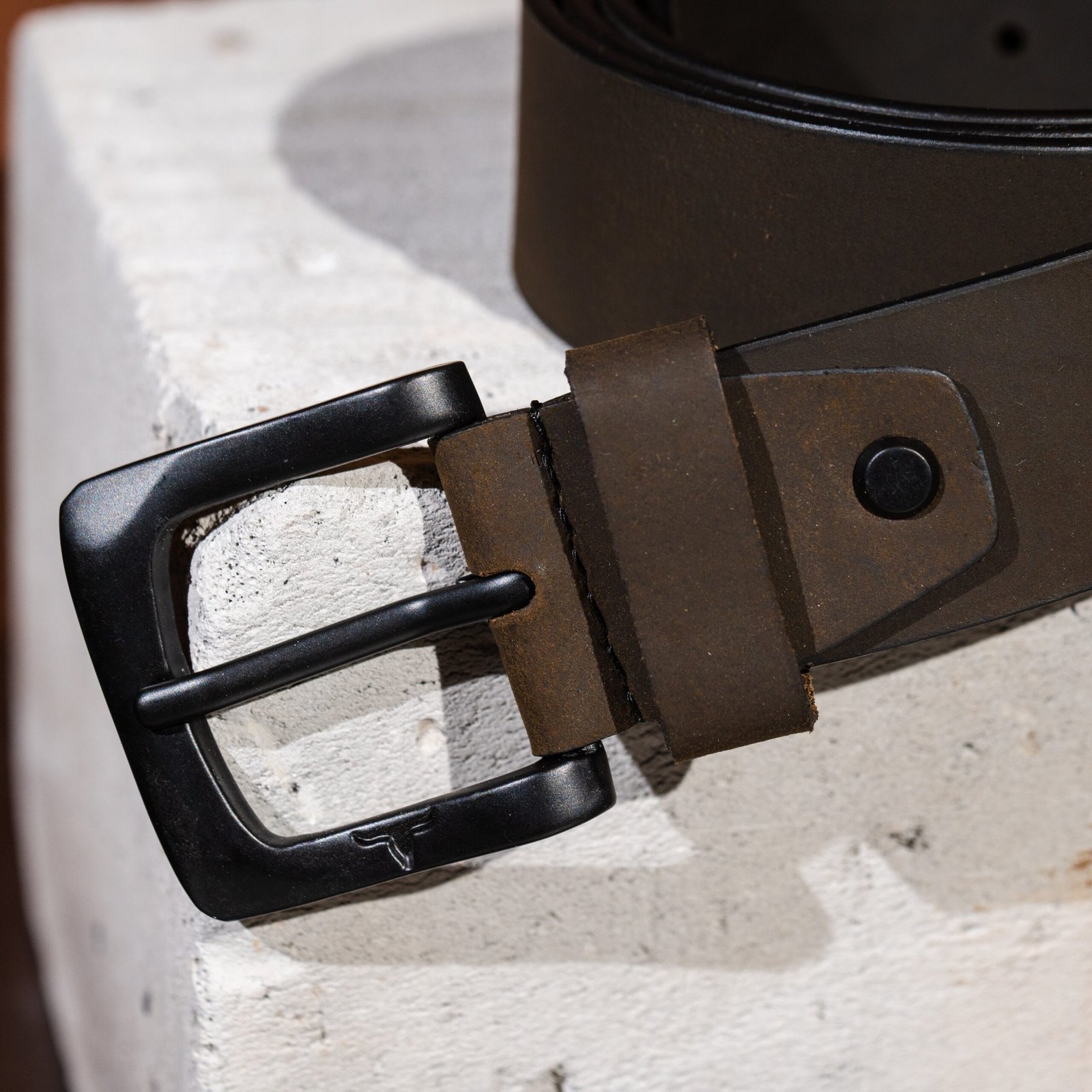 IndiFash Zeke Leather Wallet & Casual Leather Belt Combo Gift Set for Men - Vintage Brown/Brown 4